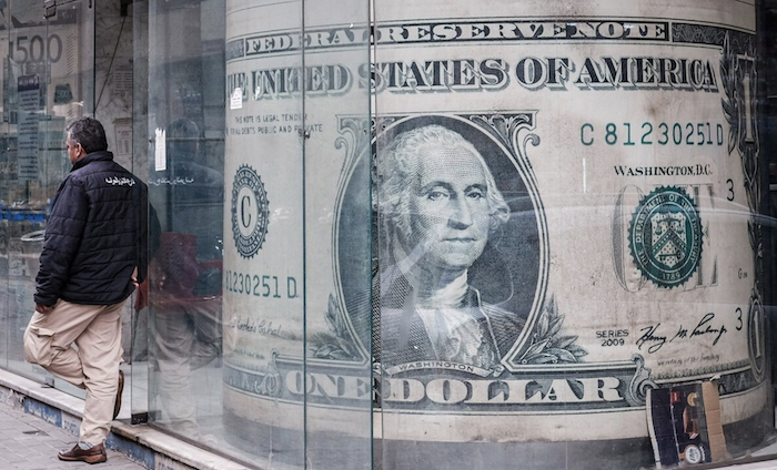 Мировая экономика не сможет соскочить с долларовой иглы еще долгое время 