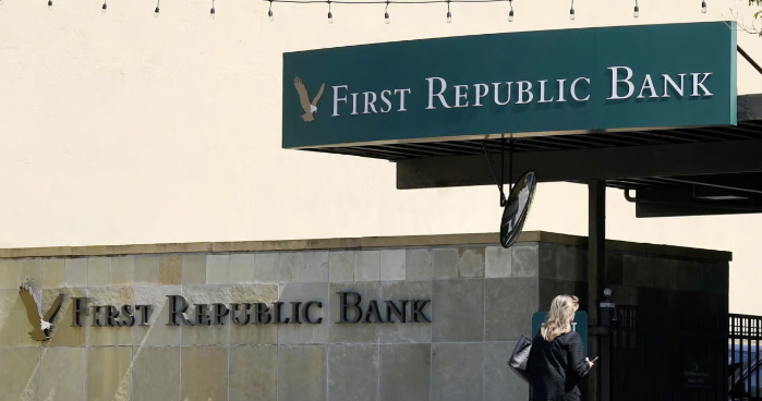 First Republic Bank: кого еще потянет на дно очередной зомби-банк 